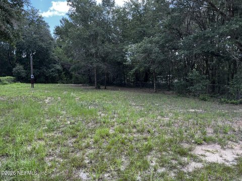 LAND - Interlachen, FL