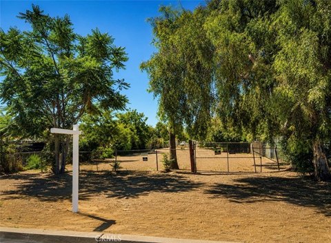 LAND - San Bernardino, CA