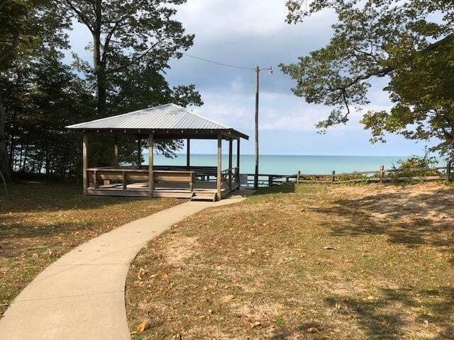 Buildable Wooded Lot Near Lake