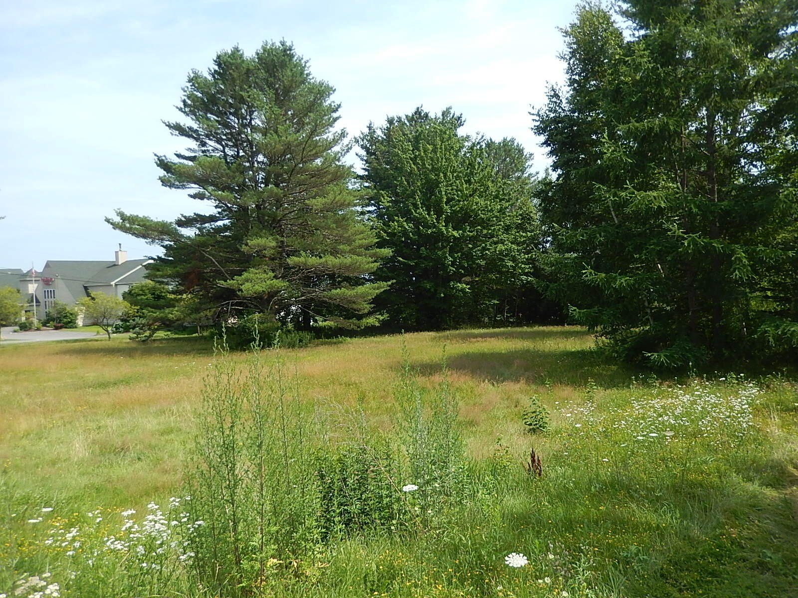 Corner Lot on U.S. Route 1
