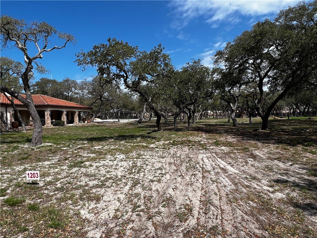 Residential Lot in Royal Oaks