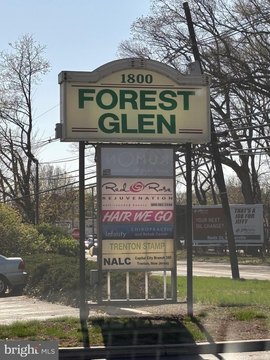 Commercial Office in Hamilton, NJ