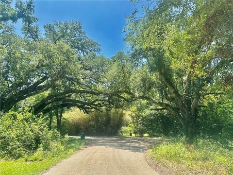 Land, Mandeville, LA