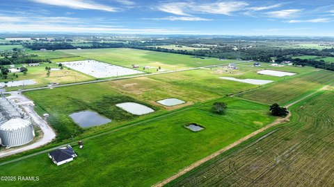 Residential Land in Rayne, LA