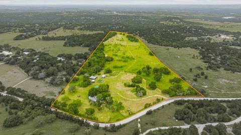 Unrestricted Acreage with Multiple Barns