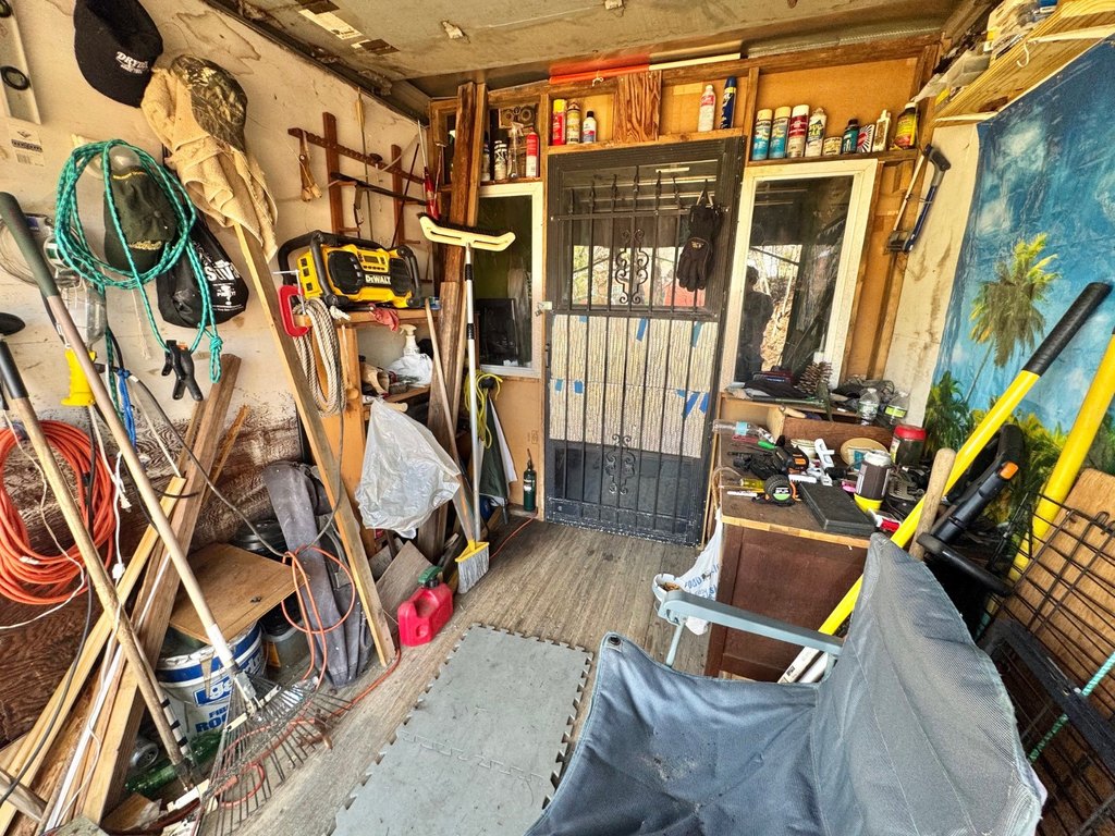 Picture 16
