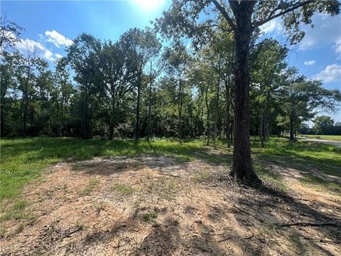 Residential Land in Mansura, LA