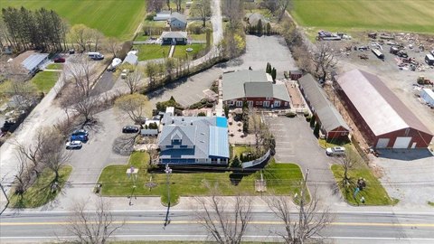 Multi-Use Restaurant and Retail Center