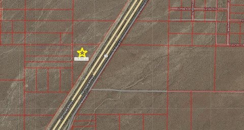 Mojave Land on Highway 14