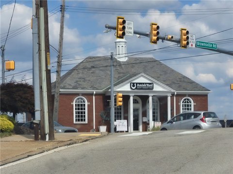 Remodeled Retail Showroom with Elevator