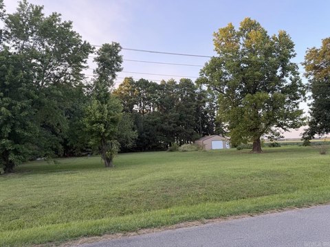 LAND - Carlisle, AR