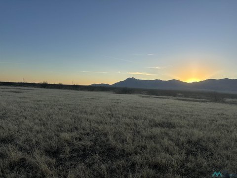 Expansive Land Parcel with Mountain Views