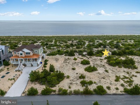 Waterfront Lot in Gated Community