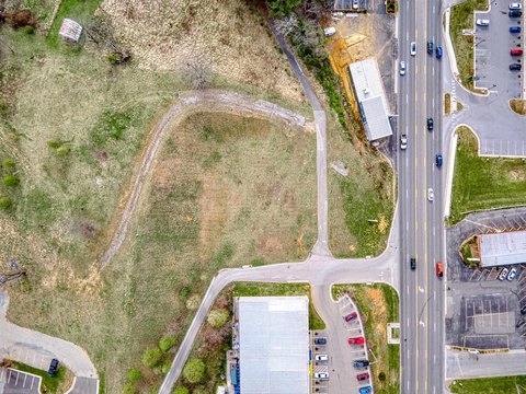 Commercial Development Land with High Traffic