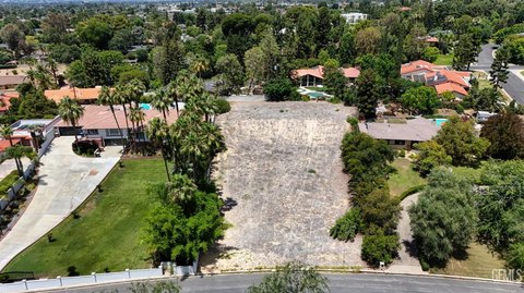 Residential Land in Established Neighborhood