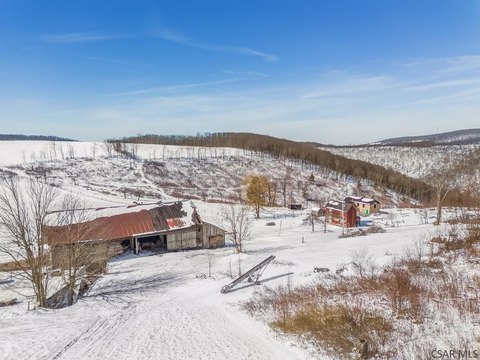 204 Acre Farm in Fort Hill