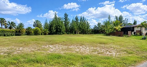 Land, FL