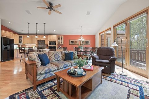 Updated Duplex with Mountain Views