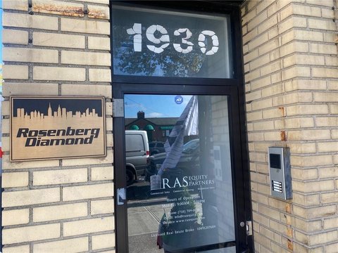 Modern Office Suite in Bronx