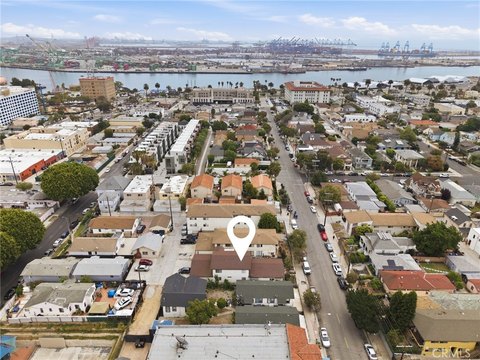 San Pedro Triplex with Upside