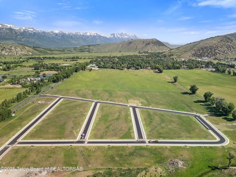 Residential Land in Jackson, WY