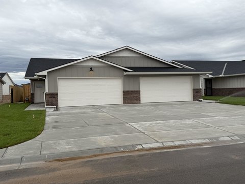 New Twin Homes in Wichita