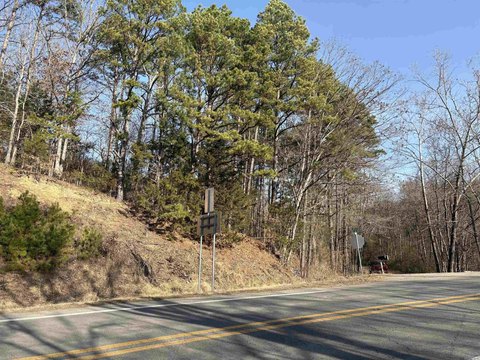 Land on Highway 9