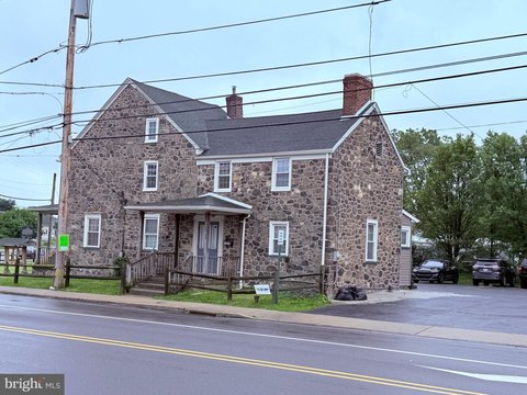 Commercial Property in Upper Chichester