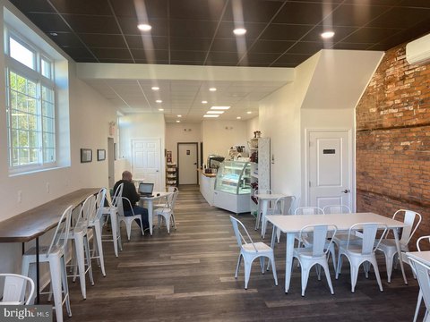 Renovated Retail Space in Gloucester