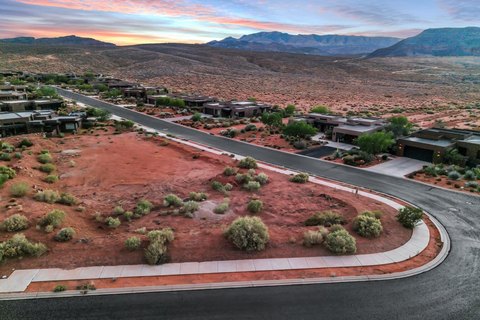 Land, Ivins, UT