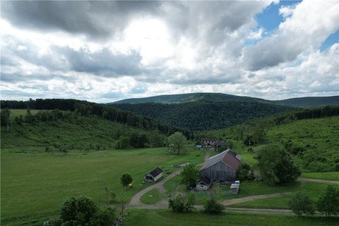 Spacious Farmland in Somerset County