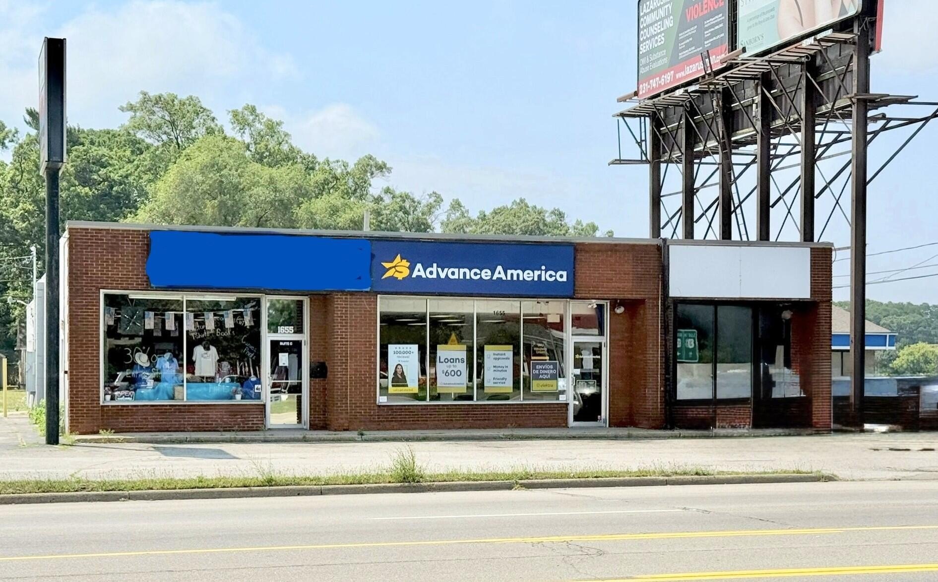 Versatile Commercial Unit in Muskegon