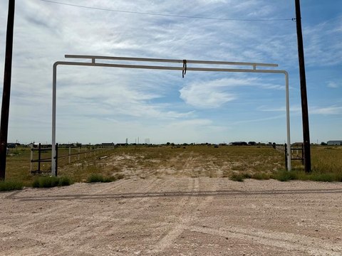 2.85 Acres in Seminole, TX