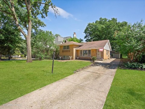 Land, Hinsdale, IL
