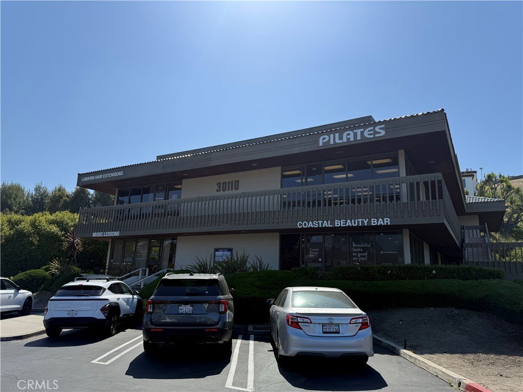 30112 Crown Vly Pkwy, Laguna Niguel, CA 92677-2042