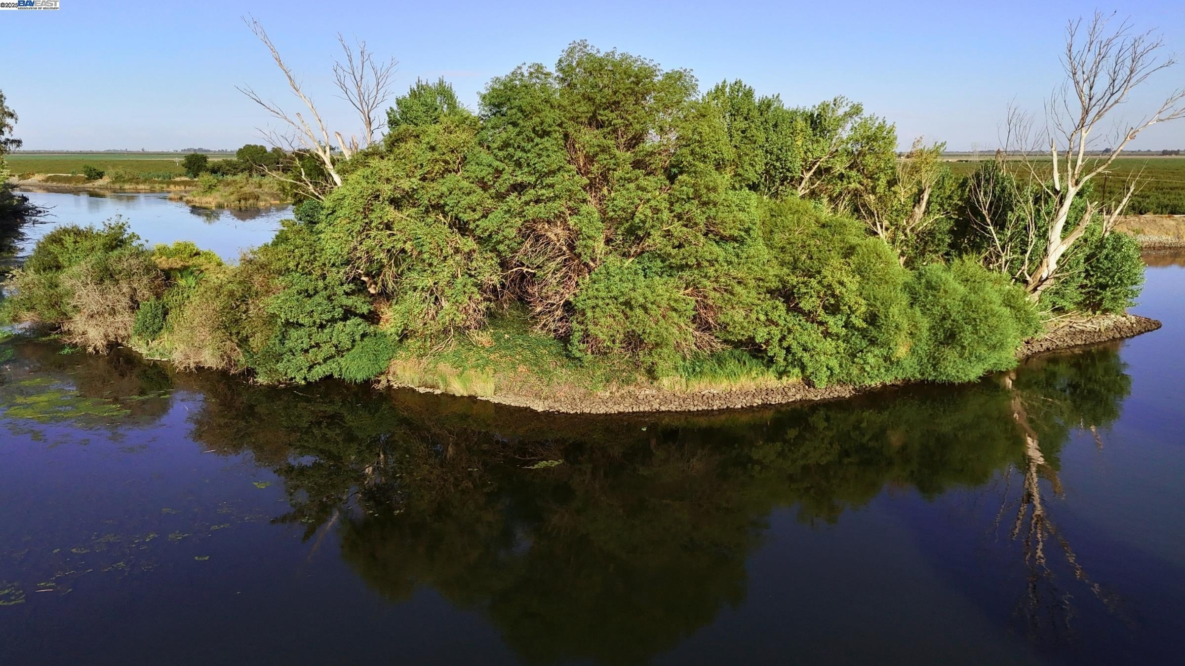Private Island Agricultural Land