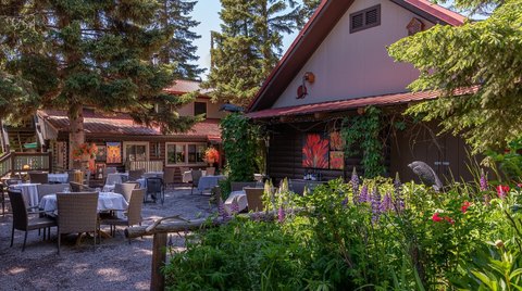 Bed and Breakfast with Restaurant