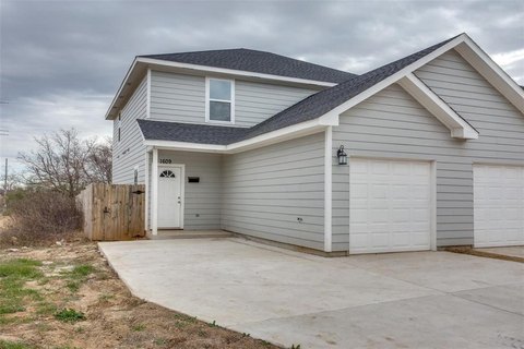 Duplex - Fort Worth, TX