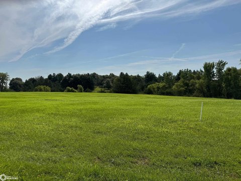 Land, Fairfield, IA