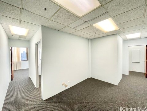 Move-in-Ready Honolulu Office Space