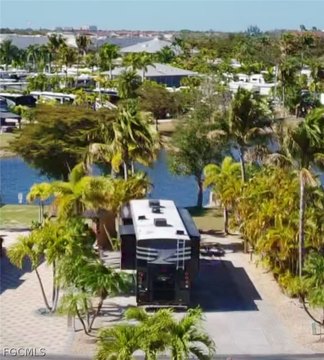Lakefront RV Lot Paradise