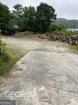 Commercial Lot on Main Street