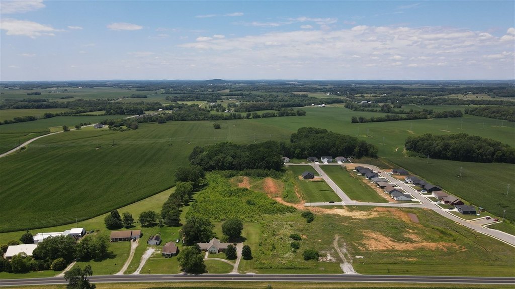 4500 Bowling Grn Rd, Franklin, KY 42134-7619