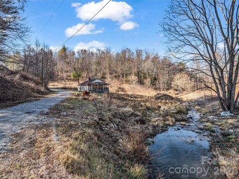 LAND - Bakersville, NC