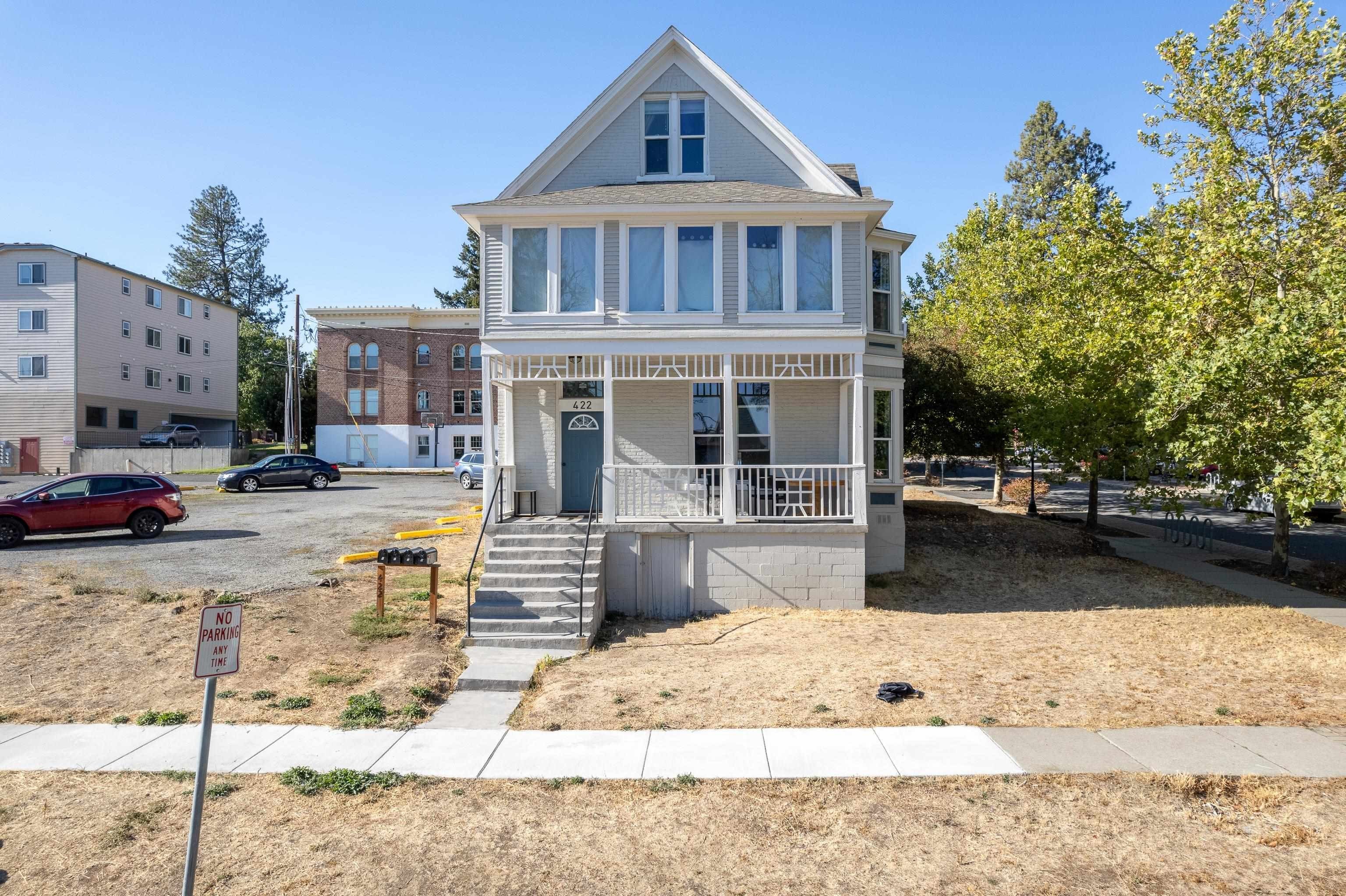 Victorian 4-Plex Near EWU Campus