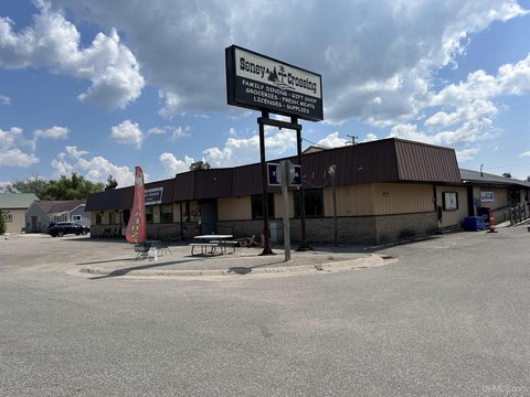 Commercial Property on M28 Highway