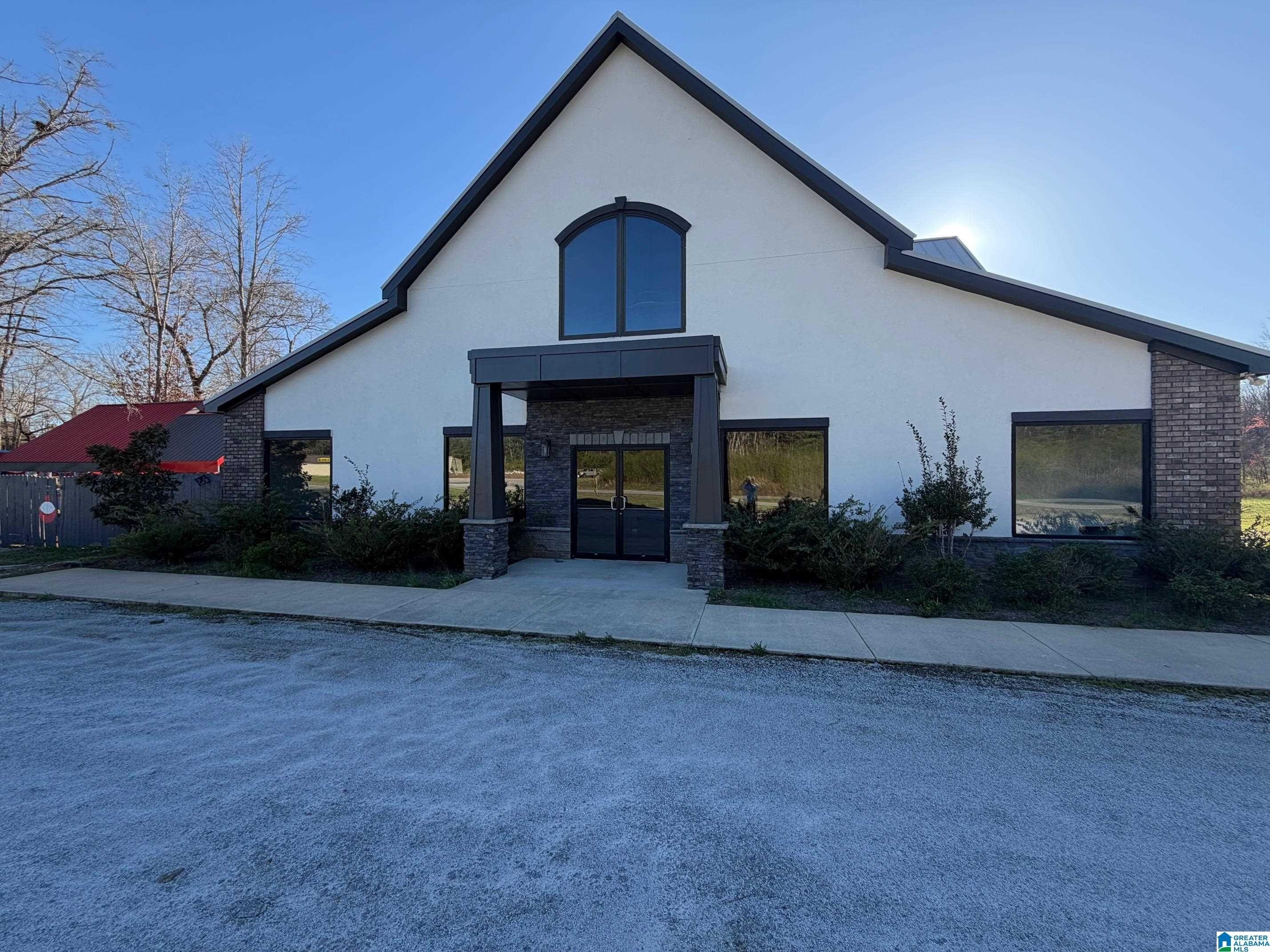 Highway Frontage Retail Opportunity