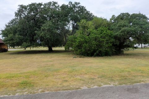 Land, Bandera, TX
