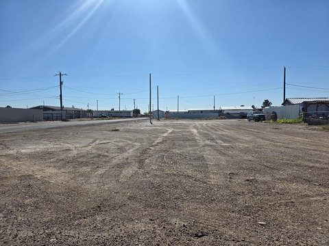 Corner Lot in Pecos, TX