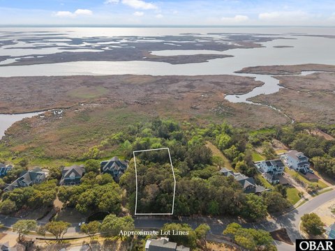 Waterfront Homesite in Currituck Club